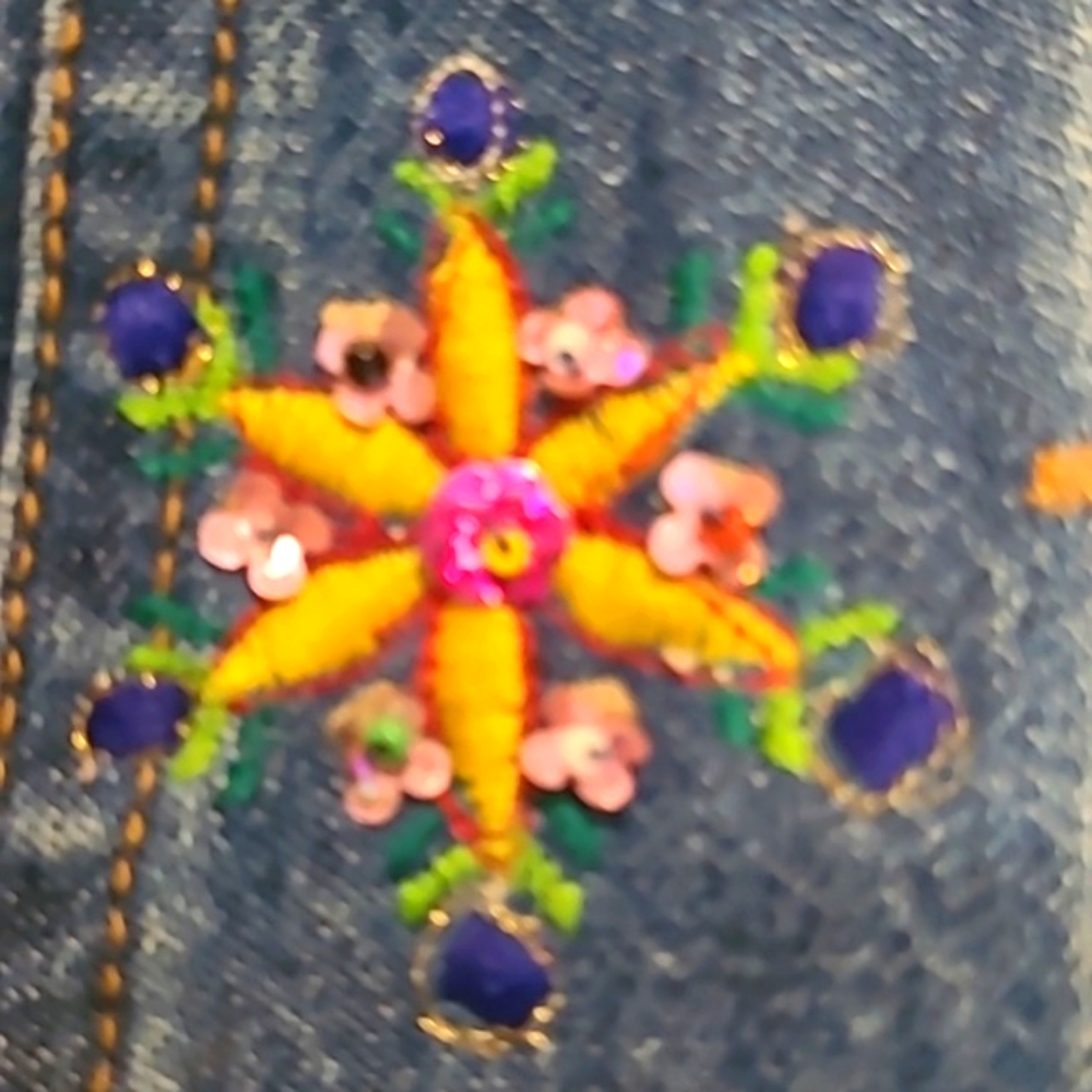 🎄FESTIVE "LIFESTYLE" HOLIDAY EMBELLISHED DENIM JACKET- LIKE NEW!🎄LARGE - Picture 11 of 12